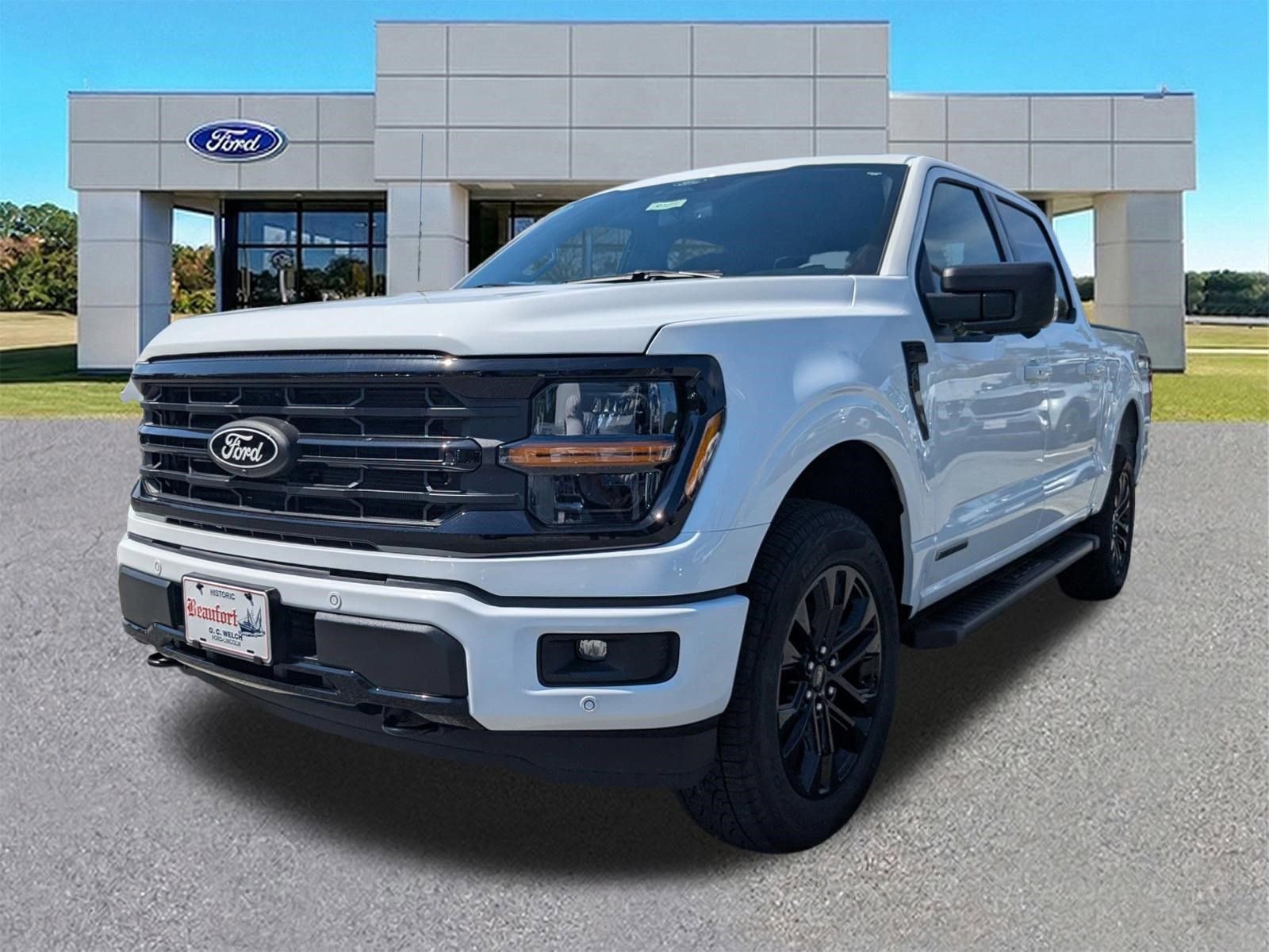 Certified 2025 Ford F150 XLT w/ Equipment Group 302A MID AWD/4WD image 5