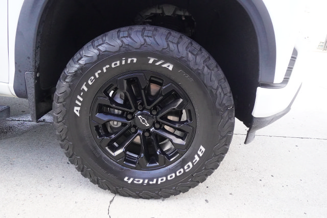 Used 2020 Chevrolet Silverado 1500 RST AWD/4WD image 41