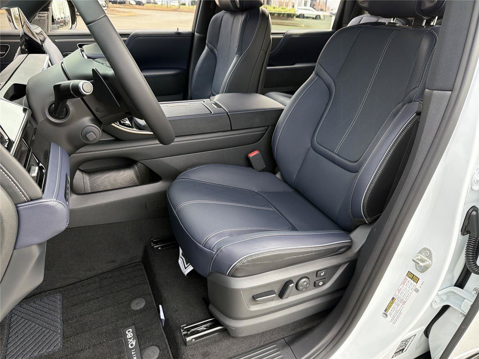 New 2026 INFINITI QX80 4WD w/ Sport Exterior Package image 21