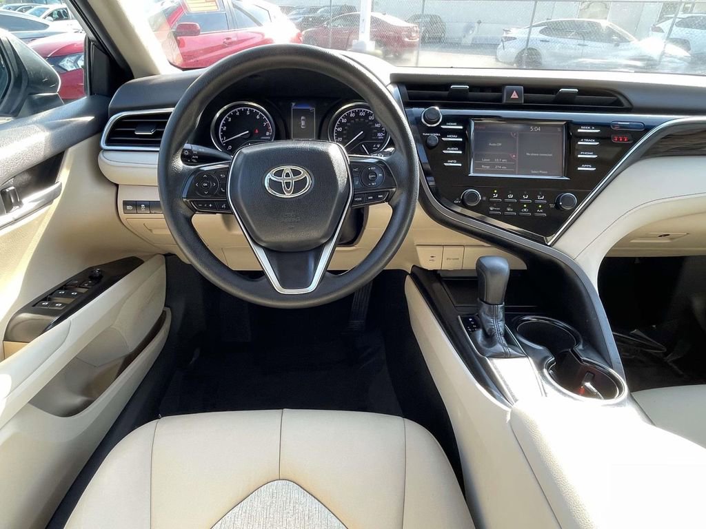 Used 2018 Toyota Camry LE w/ Convenience Package FWD image 13