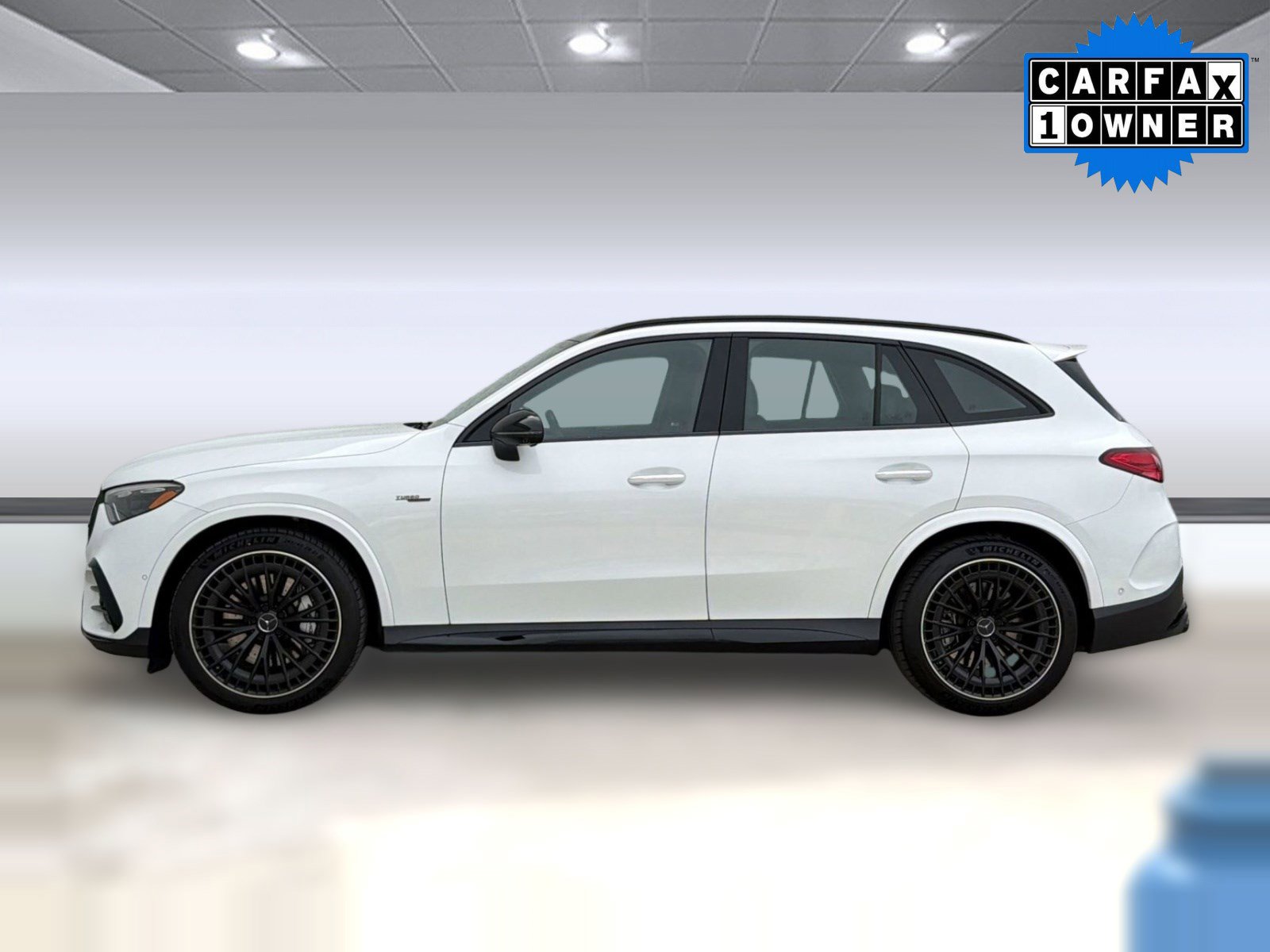 Certified 2025 Mercedes-Benz GLC 43 AMG 4MATIC image 2