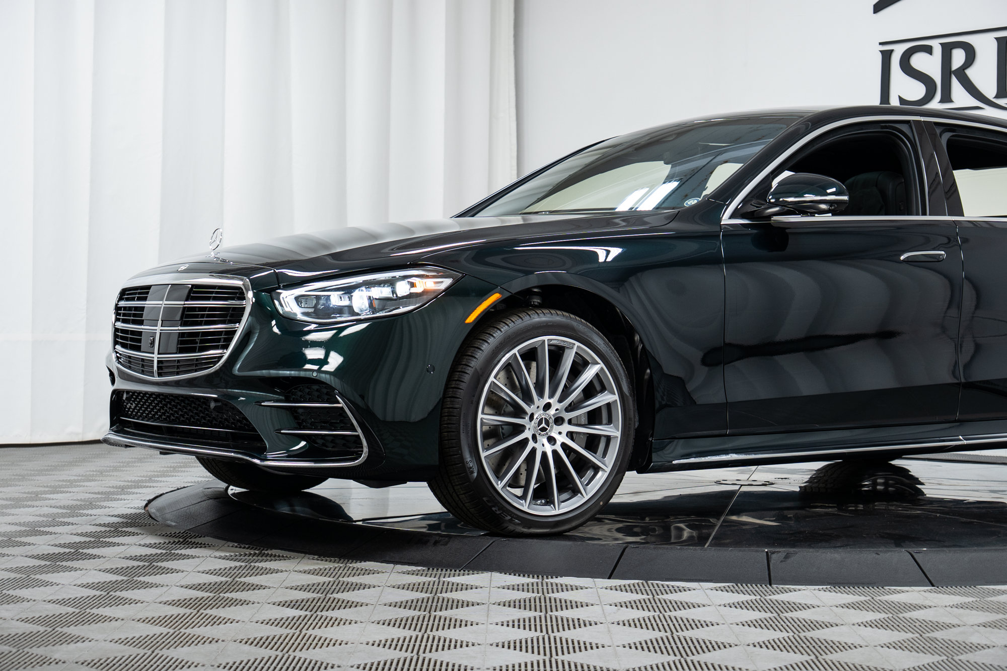 New 2026 Mercedes-Benz S 580 4MATIC Sedan image 26