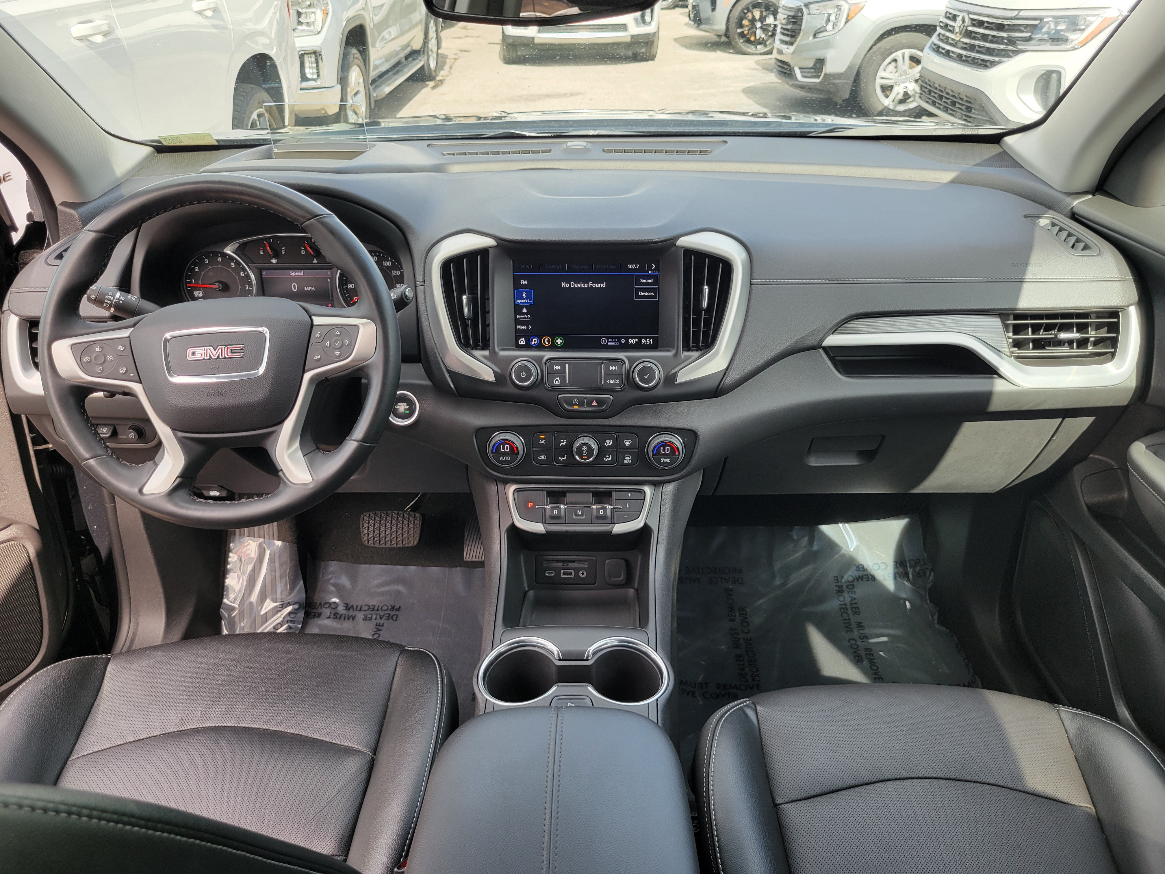 Used 2023 GMC Terrain SLT w/ Tech Package FWD image 18