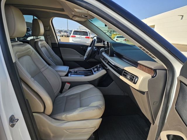 Used 2022 Lincoln Aviator Reserve w/ Elements Package Plus image 28