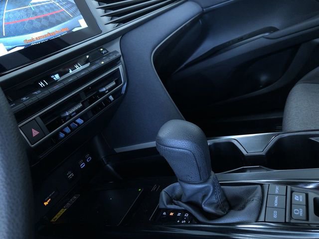 Certified 2025 Toyota Camry LE image 28