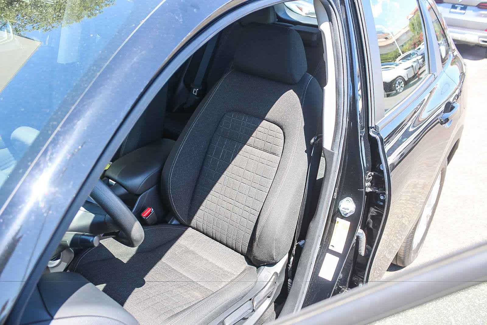 Used 2024 Honda HR-V LX image 25