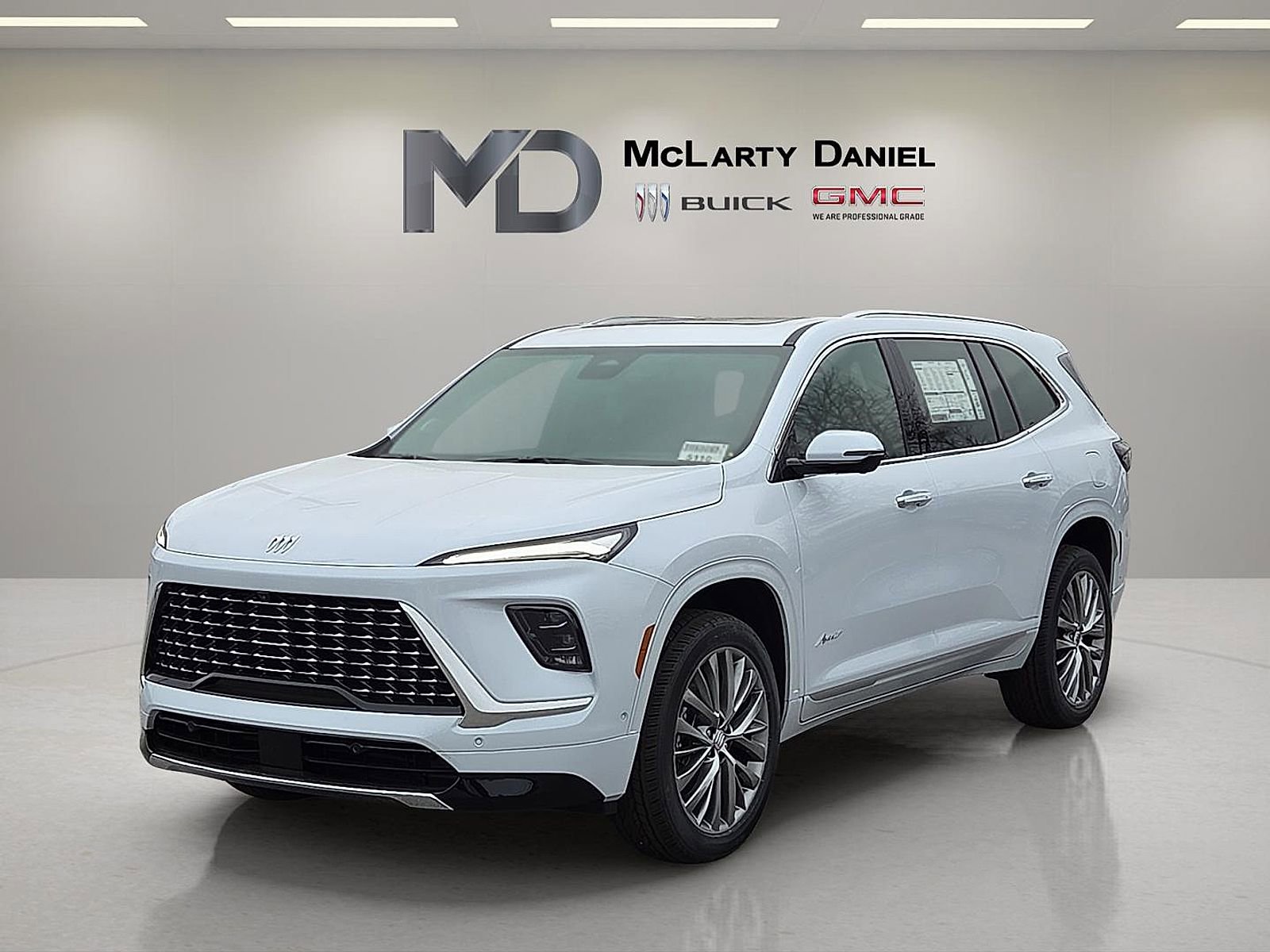 New 2026 Buick Enclave Avenir image 2