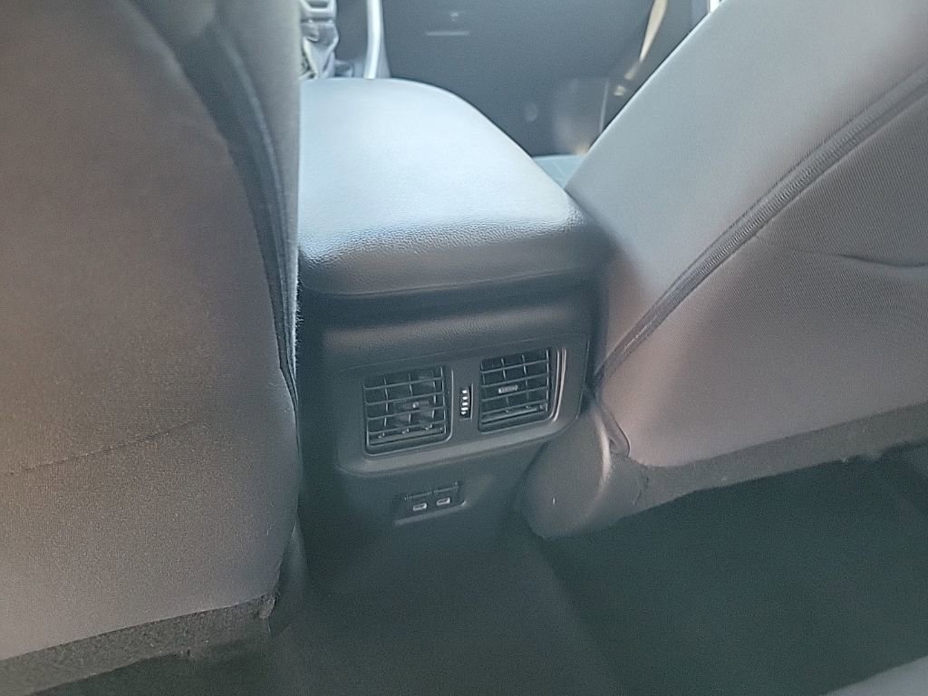 Used 2023 Toyota RAV4 XLE image 33