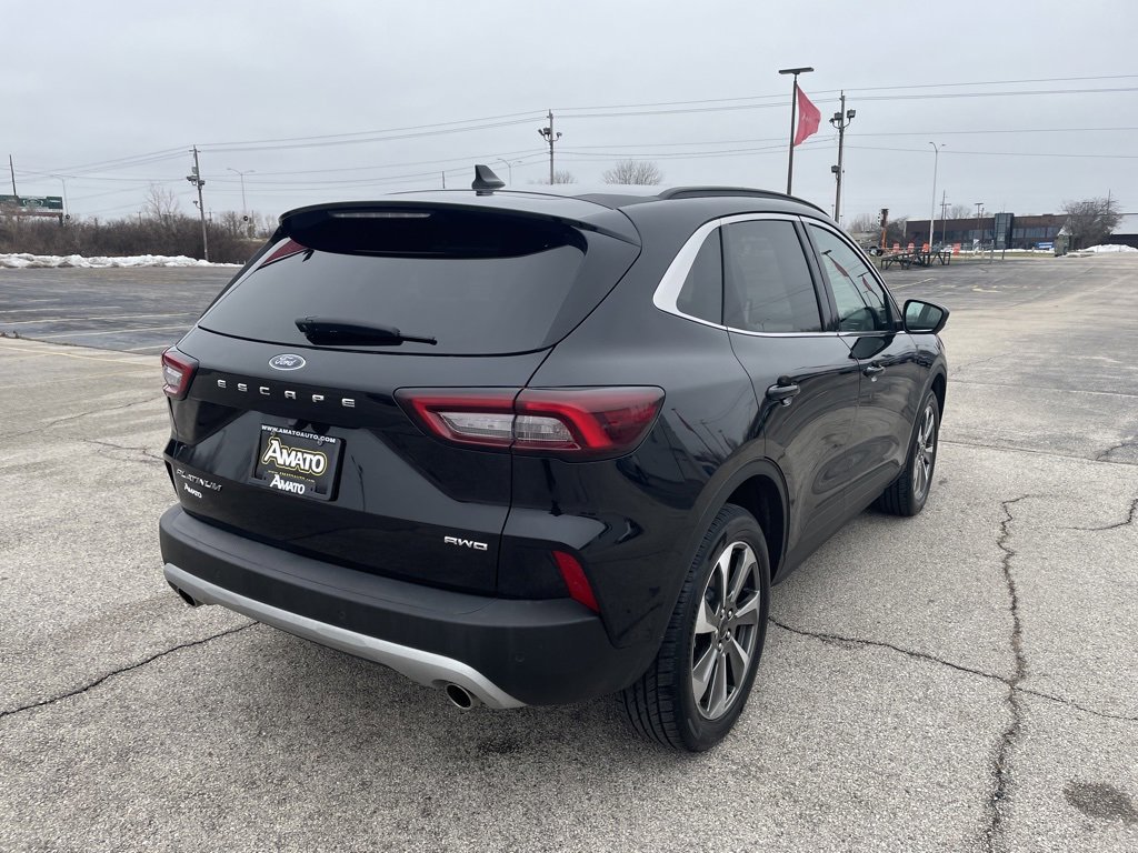 Used 2023 Ford Escape Platinum image 6