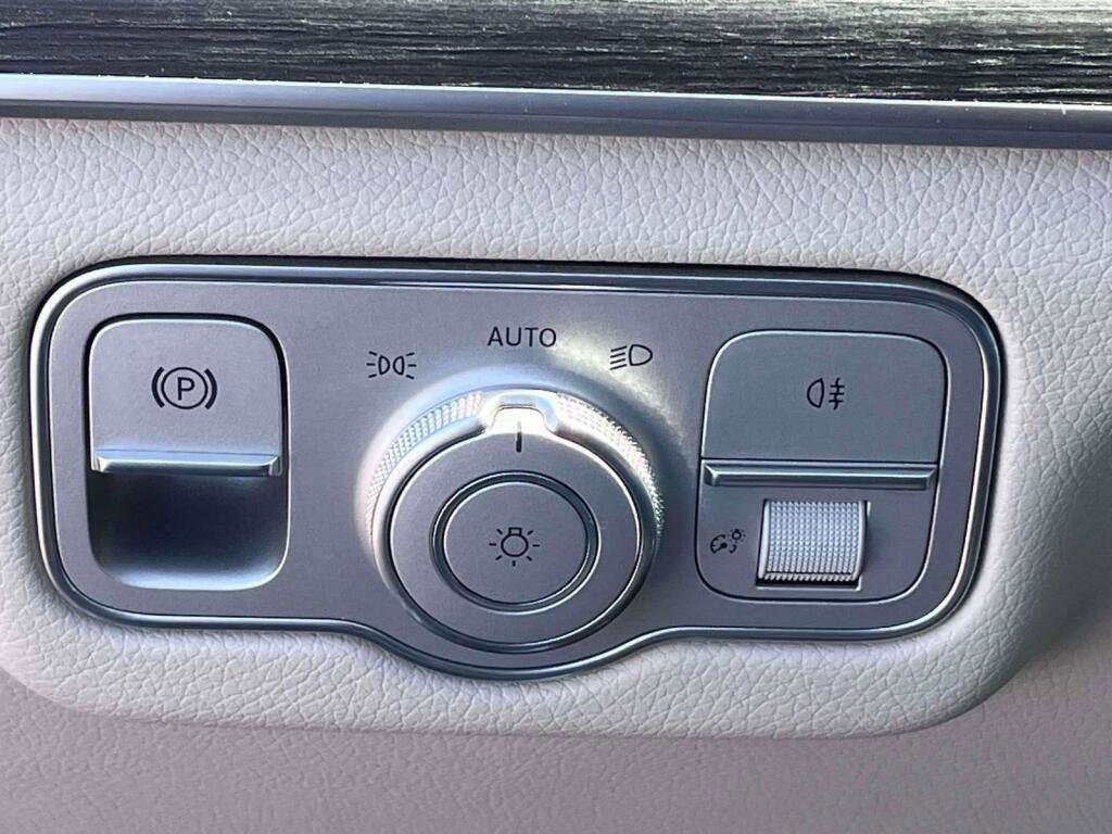 New 2026 Mercedes-Benz GLE 450 4MATIC image 35