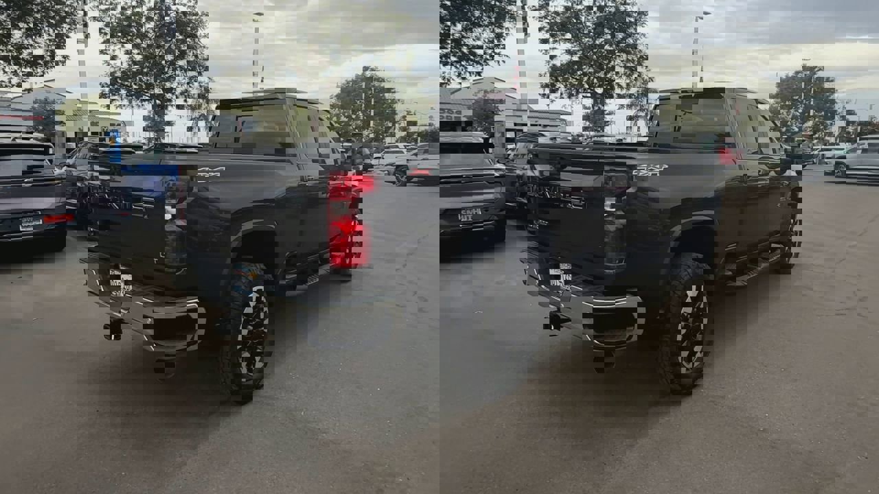 Used 2020 Chevrolet Silverado 2500 LT w/ All Star Edition image 7