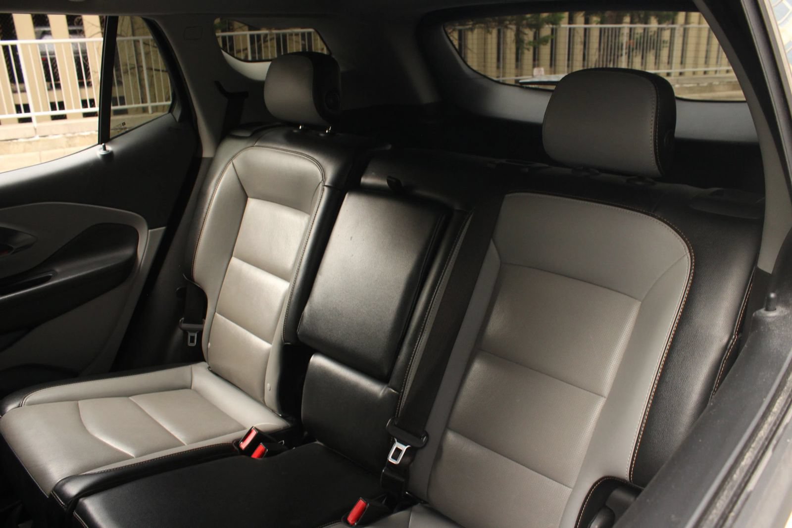 Used 2020 GMC Terrain SLT FWD image 18