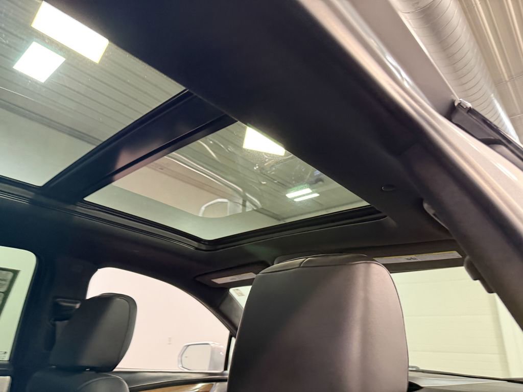 Used 2020 Cadillac XT5 Premium Luxury image 69