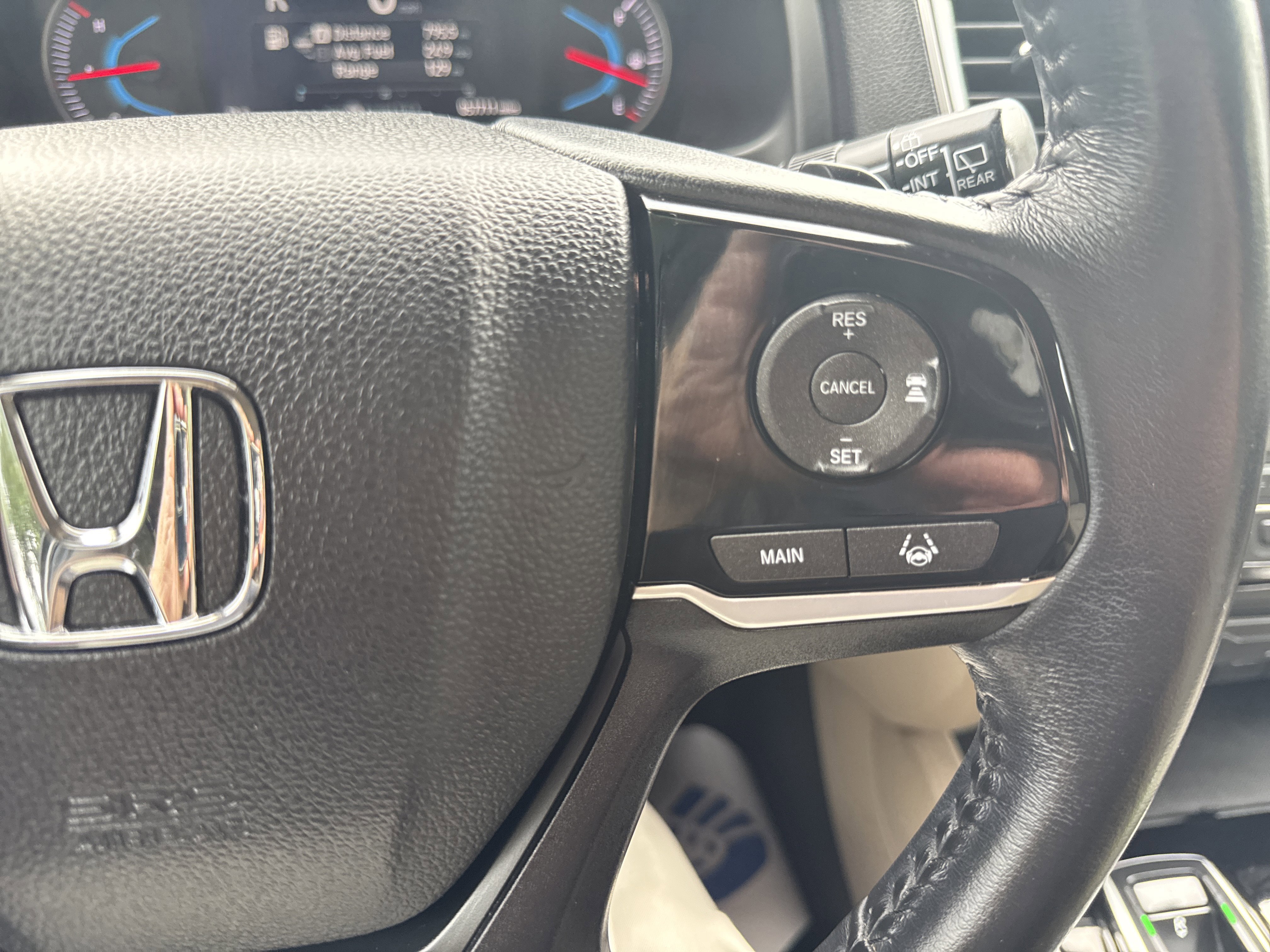 Used 2019 Honda Pilot Touring image 35