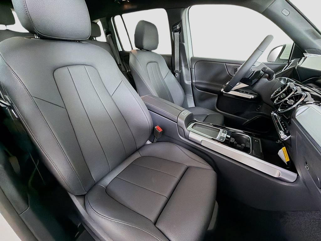 New 2026 Mercedes-Benz GLB 250 4MATIC image 29
