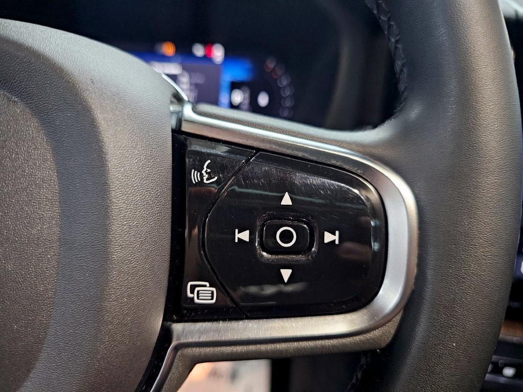 Certified 2023 Volvo XC60 B6 Ultimate AWD/4WD image 19