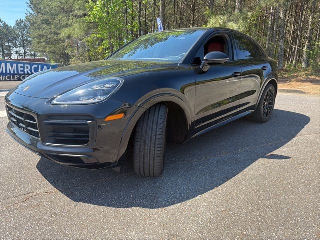 Used 2021 Porsche Cayenne GTS w/ Premium Package Plus image 9