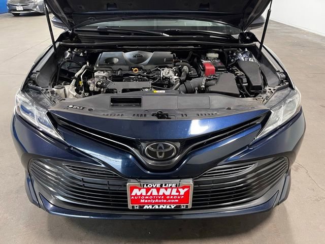 Used 2020 Toyota Camry LE FWD image 9