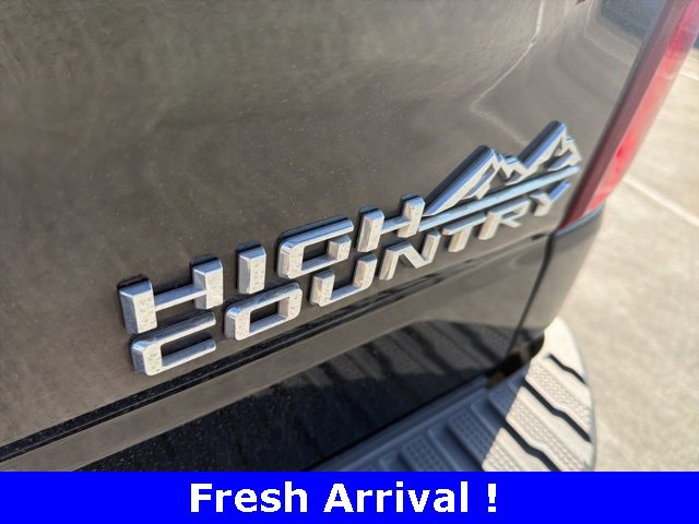 Used 2022 Chevrolet Silverado 1500 High Country w/ Safety Package II image 12