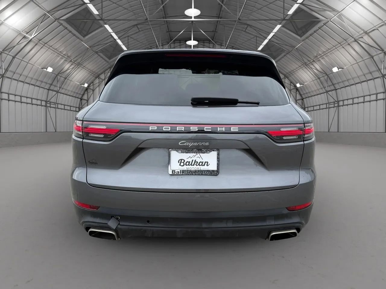 Used 2021 Porsche Cayenne Sport Utility 4D image 6