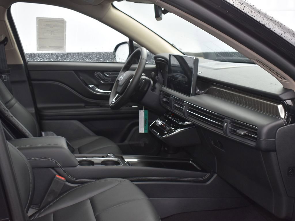 New 2026 Lincoln Corsair Grand Touring AWD/4WD image 8