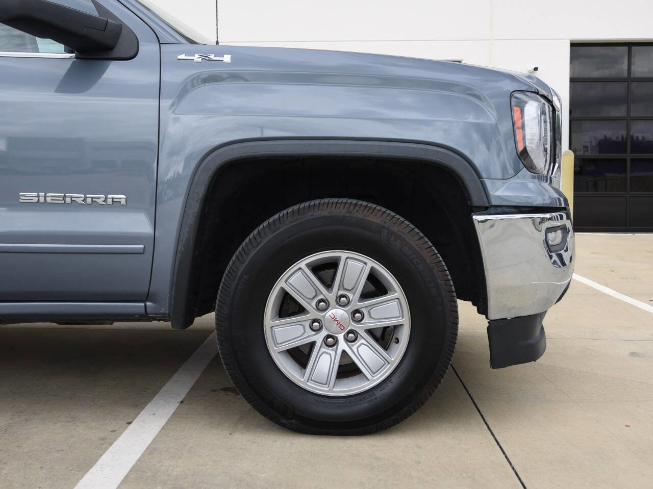 Used 2016 GMC Sierra 1500 SLE w/ SLE Value Package AWD/4WD image 11
