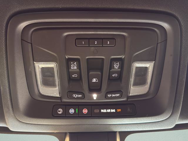 Used 2019 Chevrolet Silverado 1500 High Country w/ Technology Package image 33