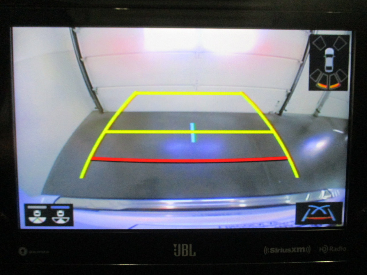 Used 2022 Toyota Highlander Limited image 11