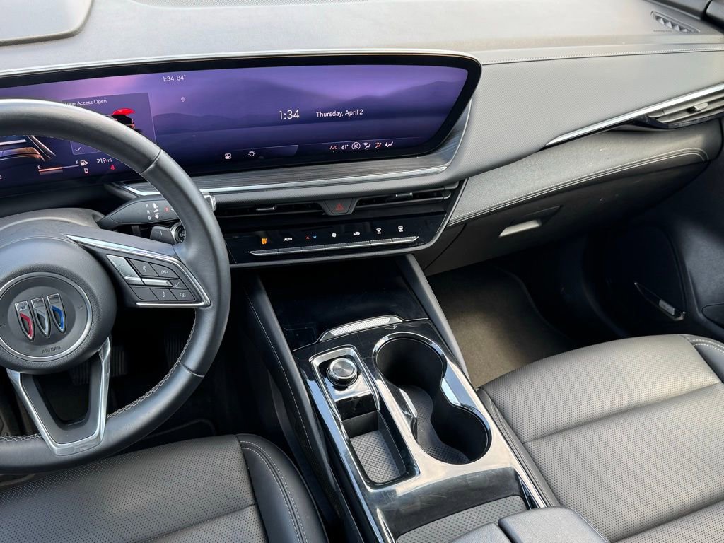 Used 2024 Buick Envision Preferred image 28
