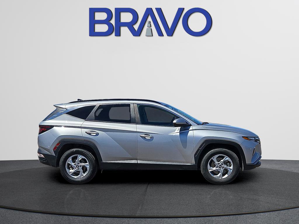 Used 2024 Hyundai Tucson SEL AWD/4WD image 3