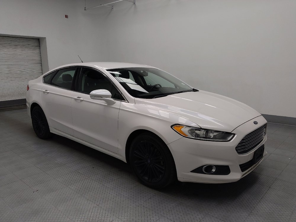 Used 2016 Ford Fusion SE w/ Equipment Group 202A FWD image 11