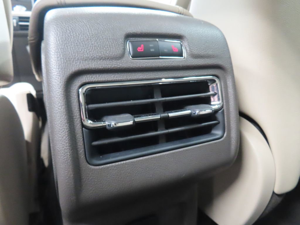 Used 2020 Lincoln Corsair Reserve AWD/4WD image 14