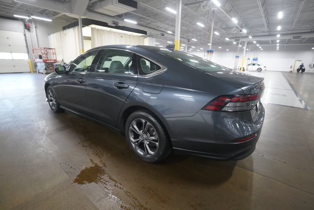 Certified 2023 Honda Accord EX image 33