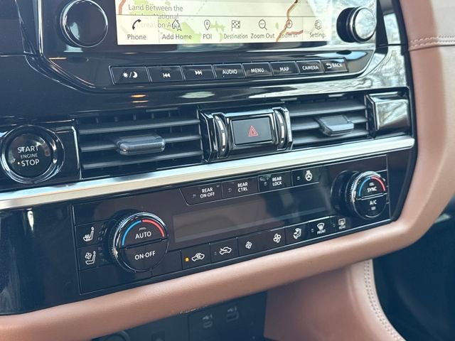 Used 2025 Nissan Pathfinder Platinum w/ Black Appearance Package image 24