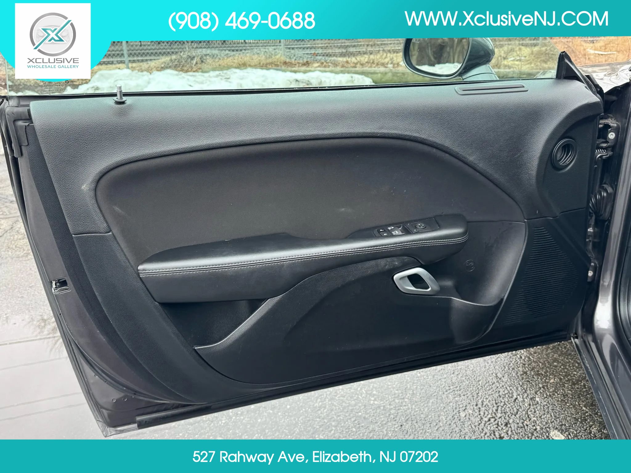 Used 2020 Dodge Challenger SXT image 7