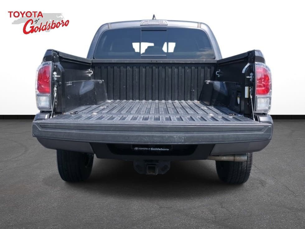 Used 2022 Toyota Tacoma TRD Sport image 7