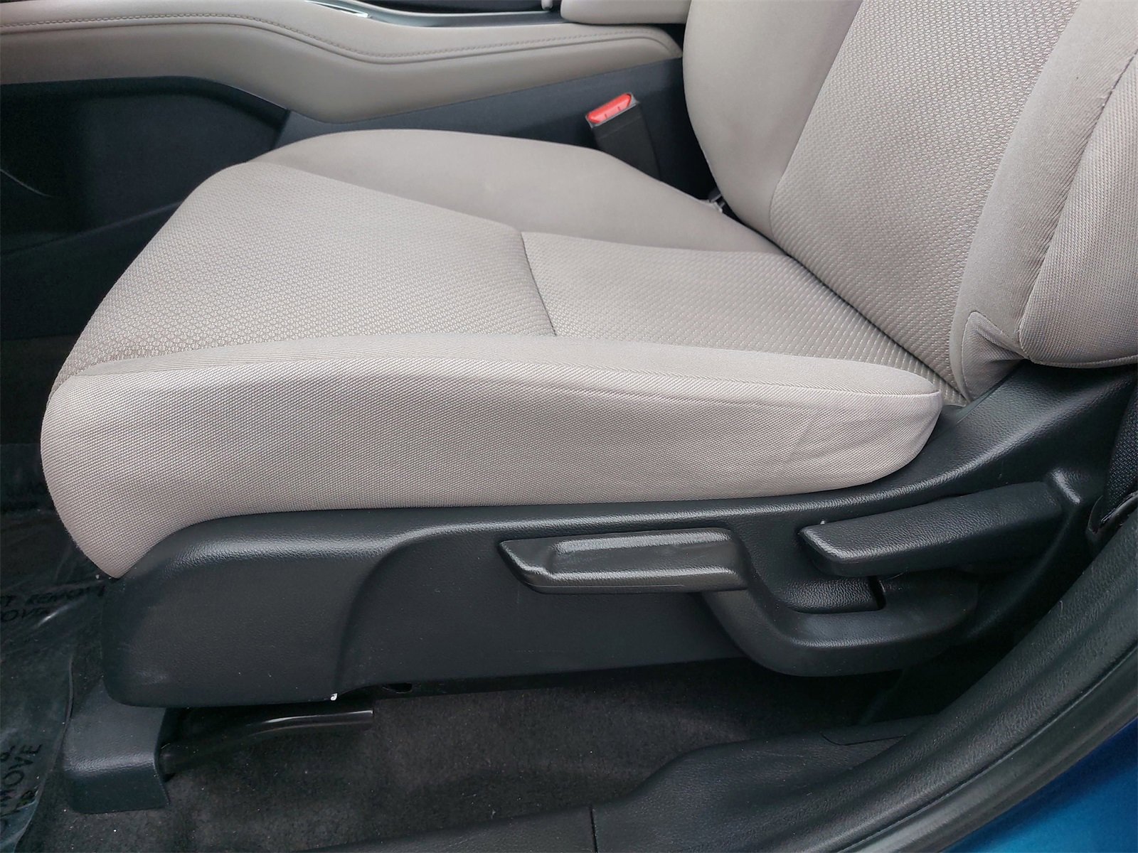 Used 2016 Honda HR-V EX image 27