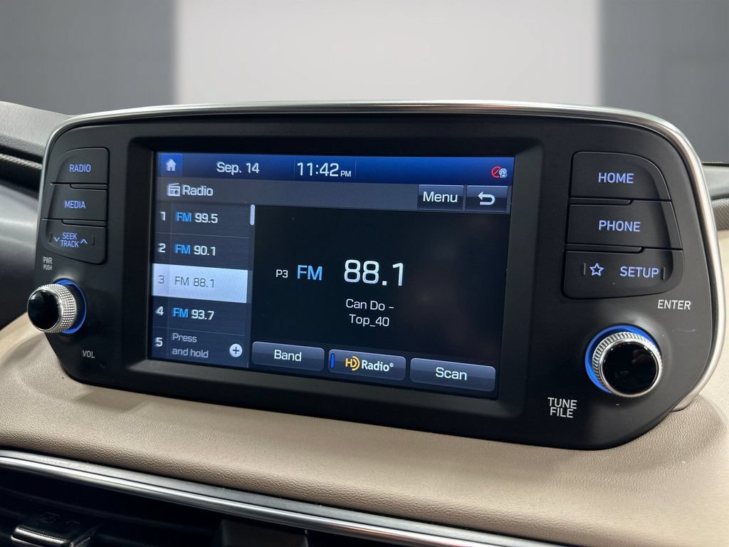 Used 2020 Hyundai Santa Fe SEL w/ Convenience Package FWD image 20