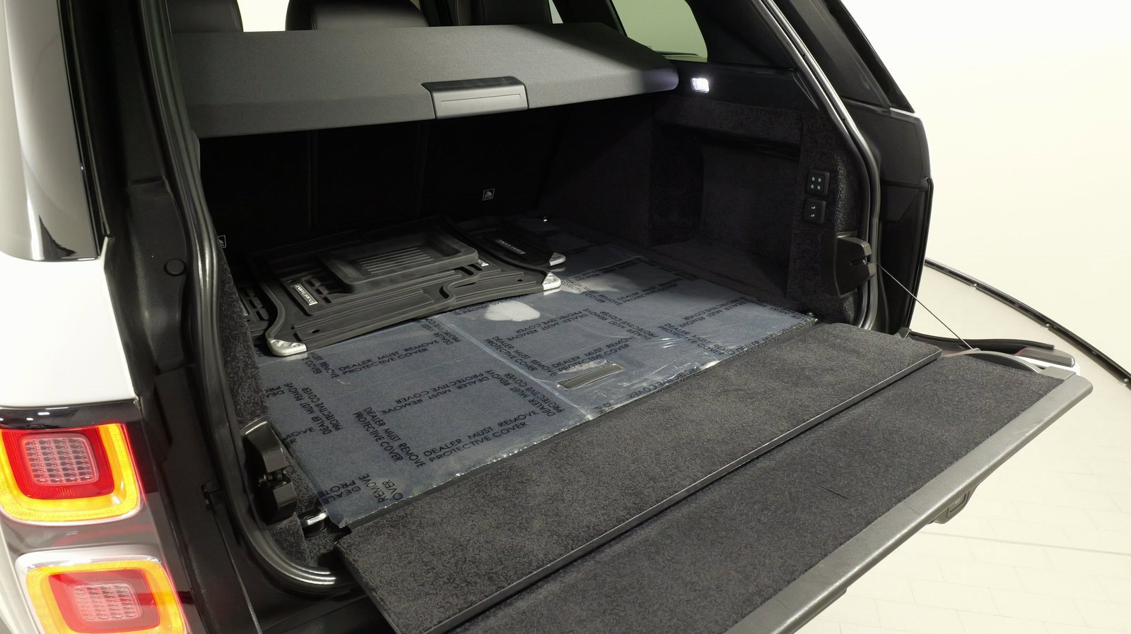 Used 2022 Land Rover Range Rover Westminster Edition image 66