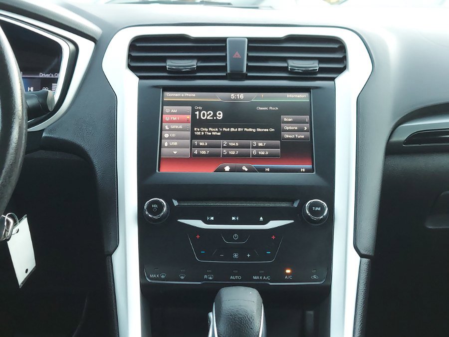 Used 2014 Ford Fusion SE image 13