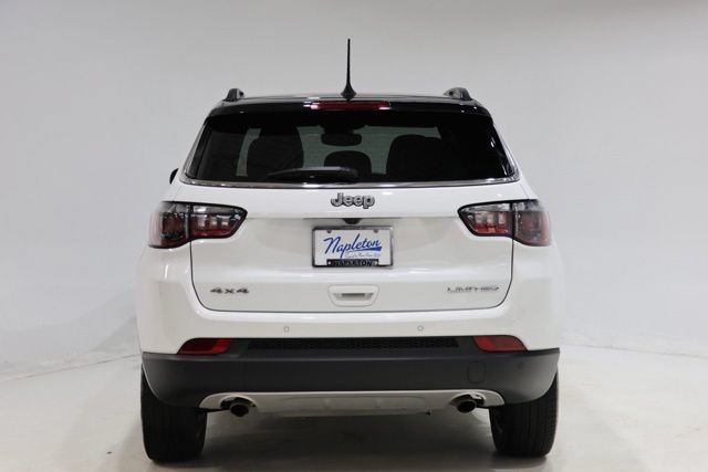 Used 2023 Jeep Compass Limited w/ Sun and Sound Group AWD/4WD image 6