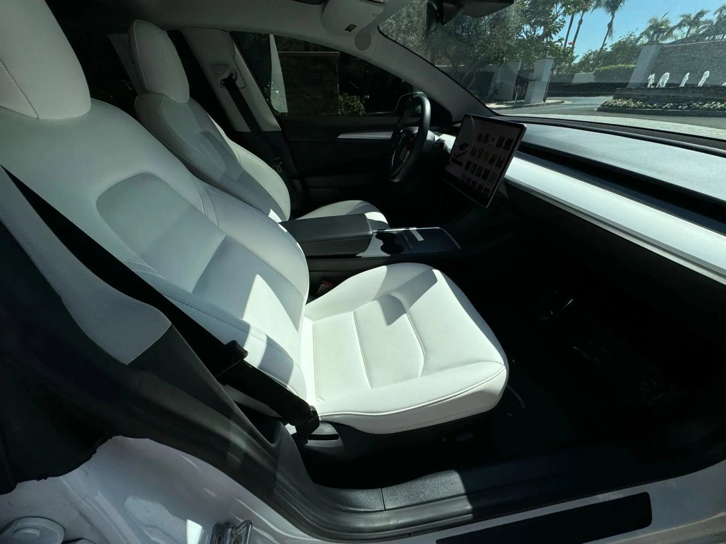 Used 2021 Tesla Model 3 Performance image 11