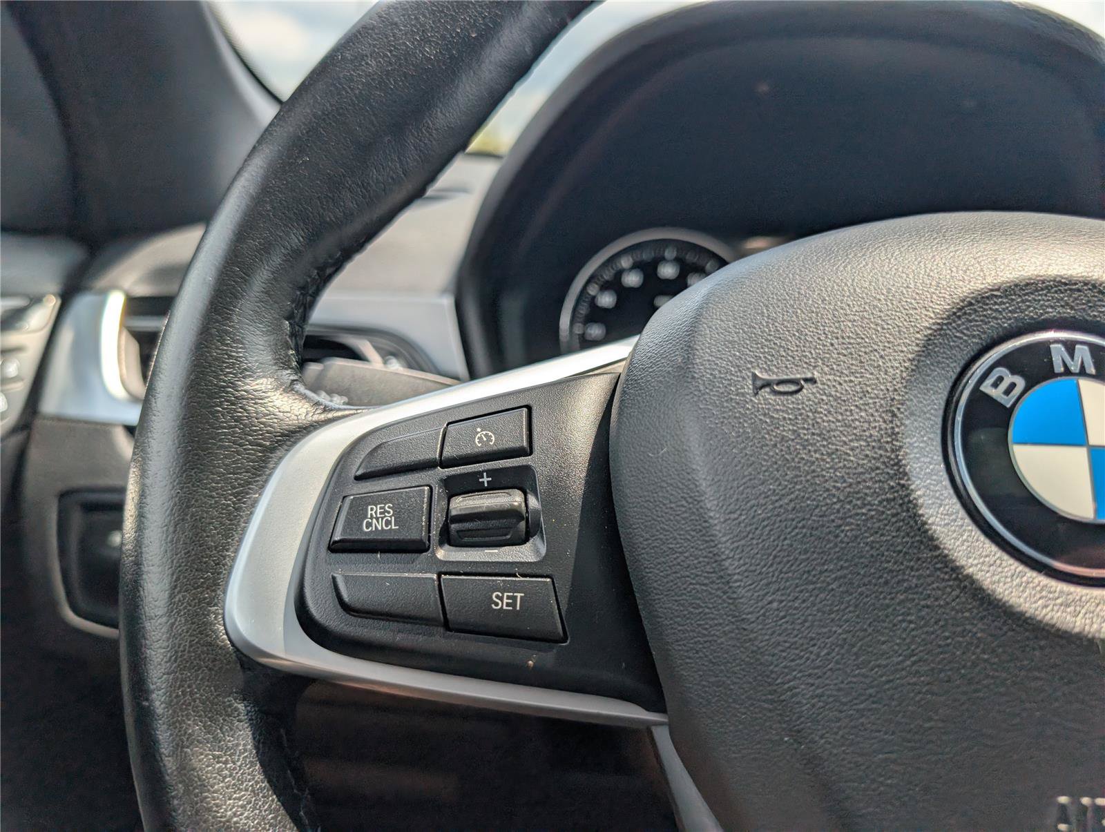 Used 2018 BMW X1 xDrive28i AWD/4WD image 25
