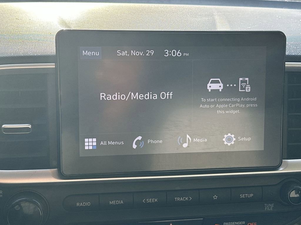 Used 2024 Hyundai Venue SEL image 20