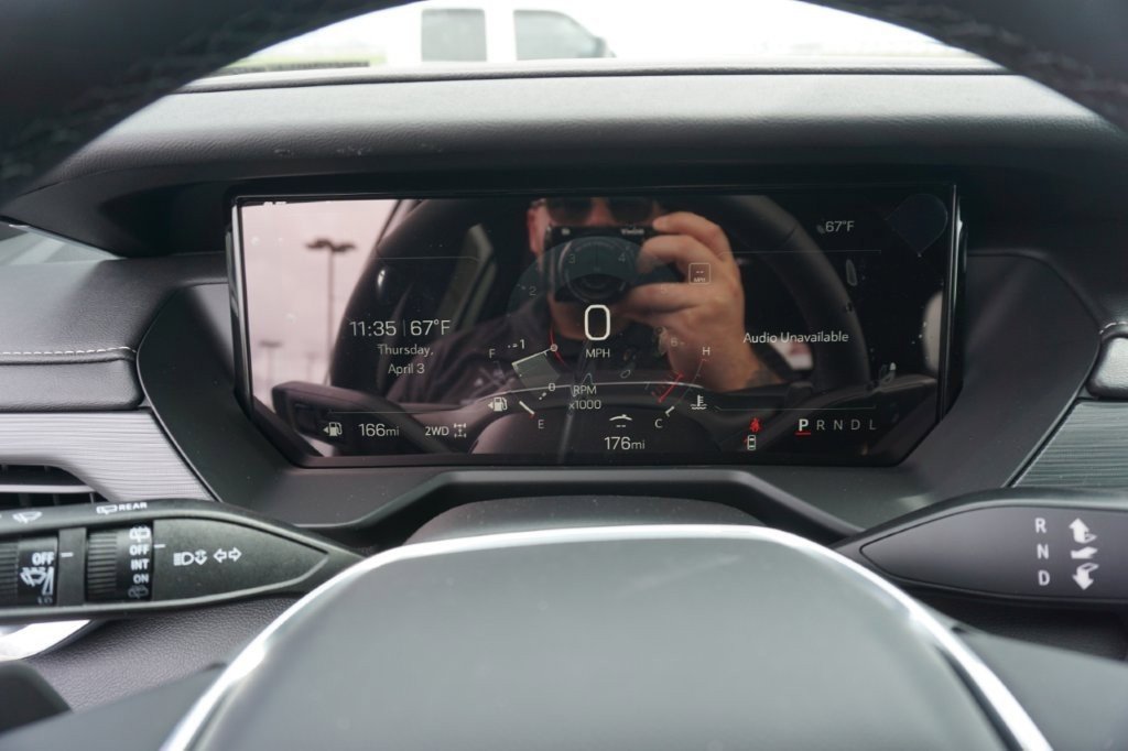 New 2025 GMC Acadia Elevation w/ LPO, Floor Liner Package image 17