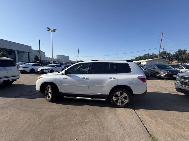 Used 2011 Toyota Highlander Limited w/ Tow Pkg FWD image 8