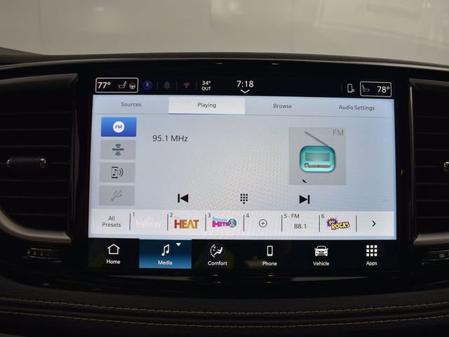 New 2026 Chrysler Pacifica Select w/ S Appearance Package FWD image 26