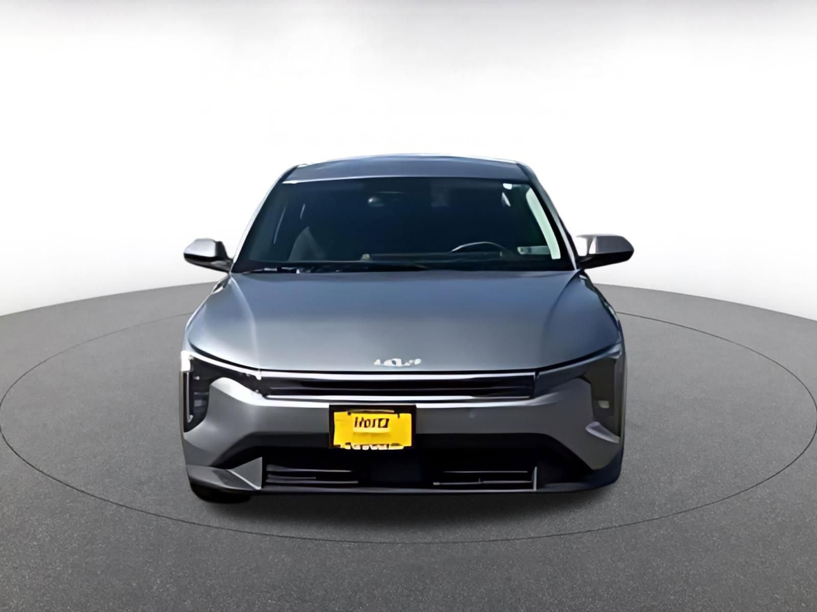 Used 2025 Kia K4 FWD image 16