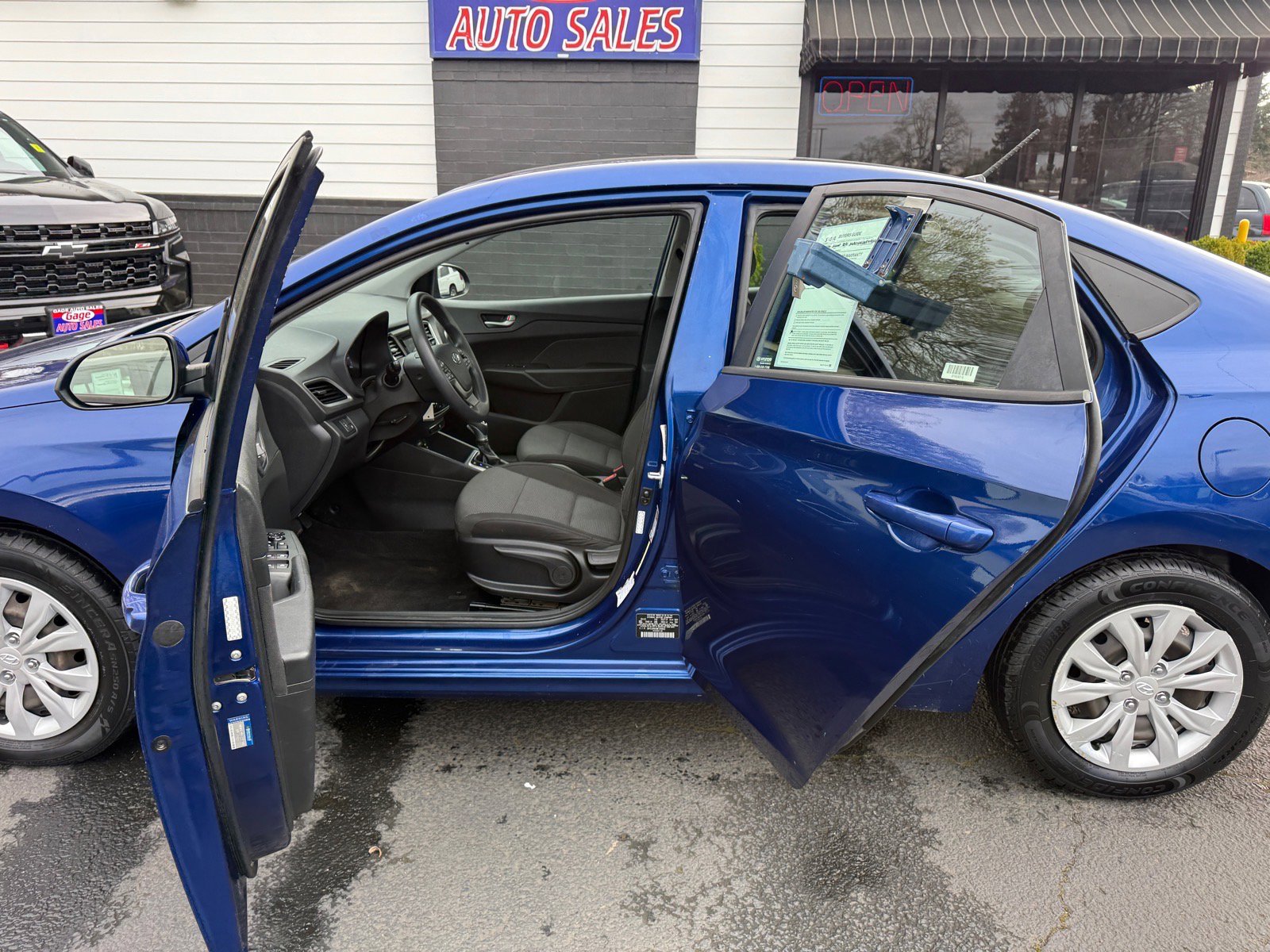 Used 2021 Hyundai Accent SE FWD image 16