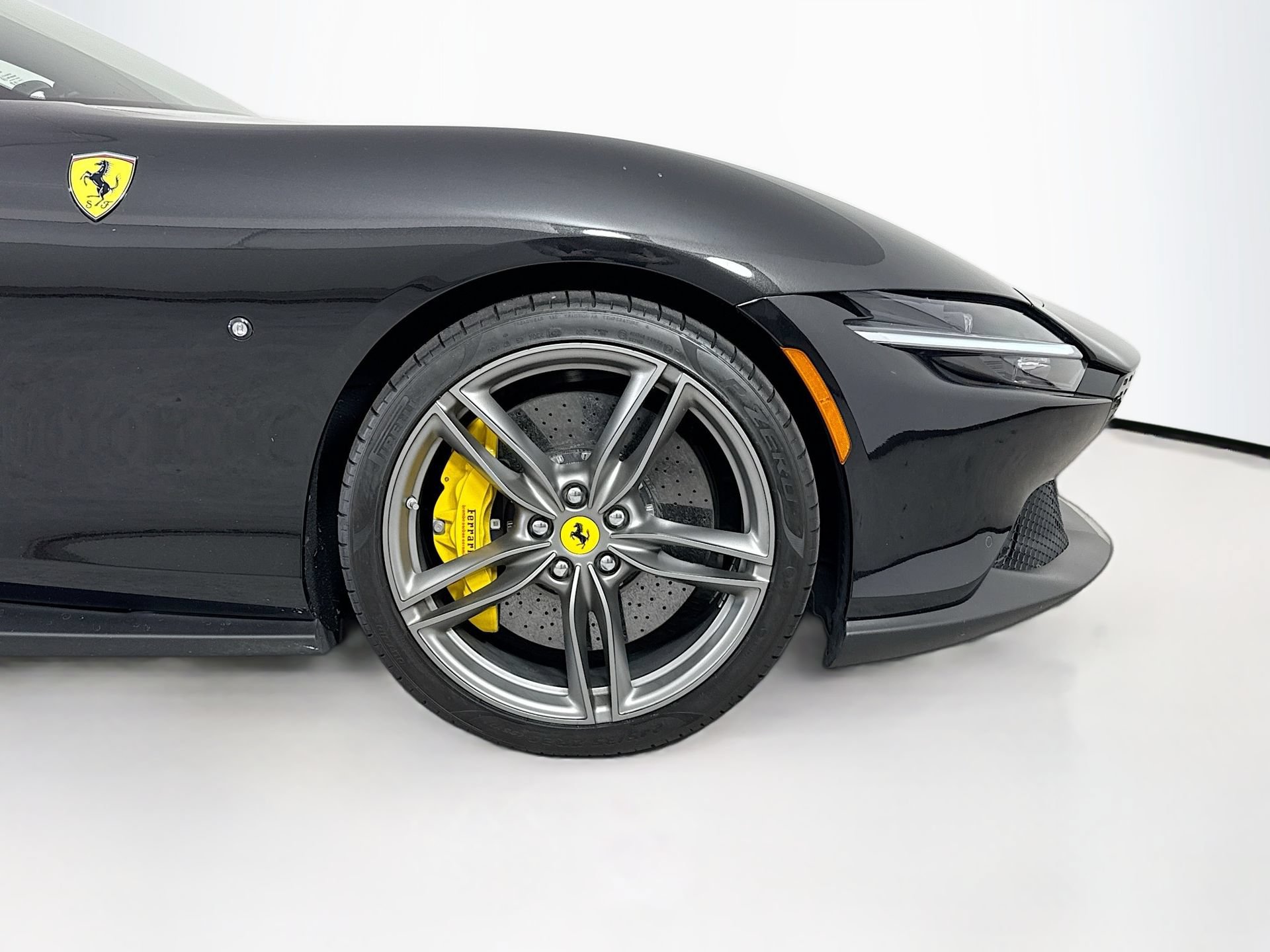 Certified 2022 Ferrari Roma RWD image 28